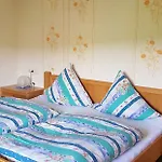 Гостевой дом Gaestehaus Cornelia Wildensee