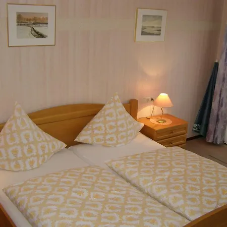 Gaestehaus Cornelia 3* Wildensee