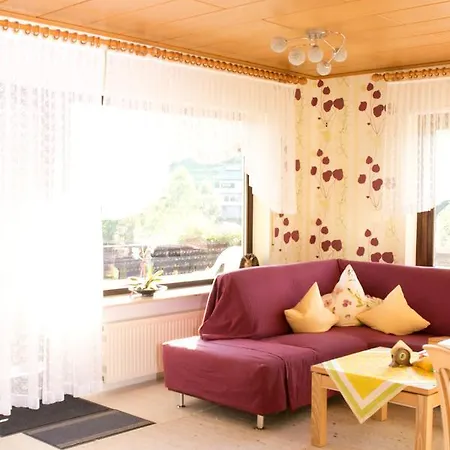 Gaestehaus Cornelia Pensión 3*